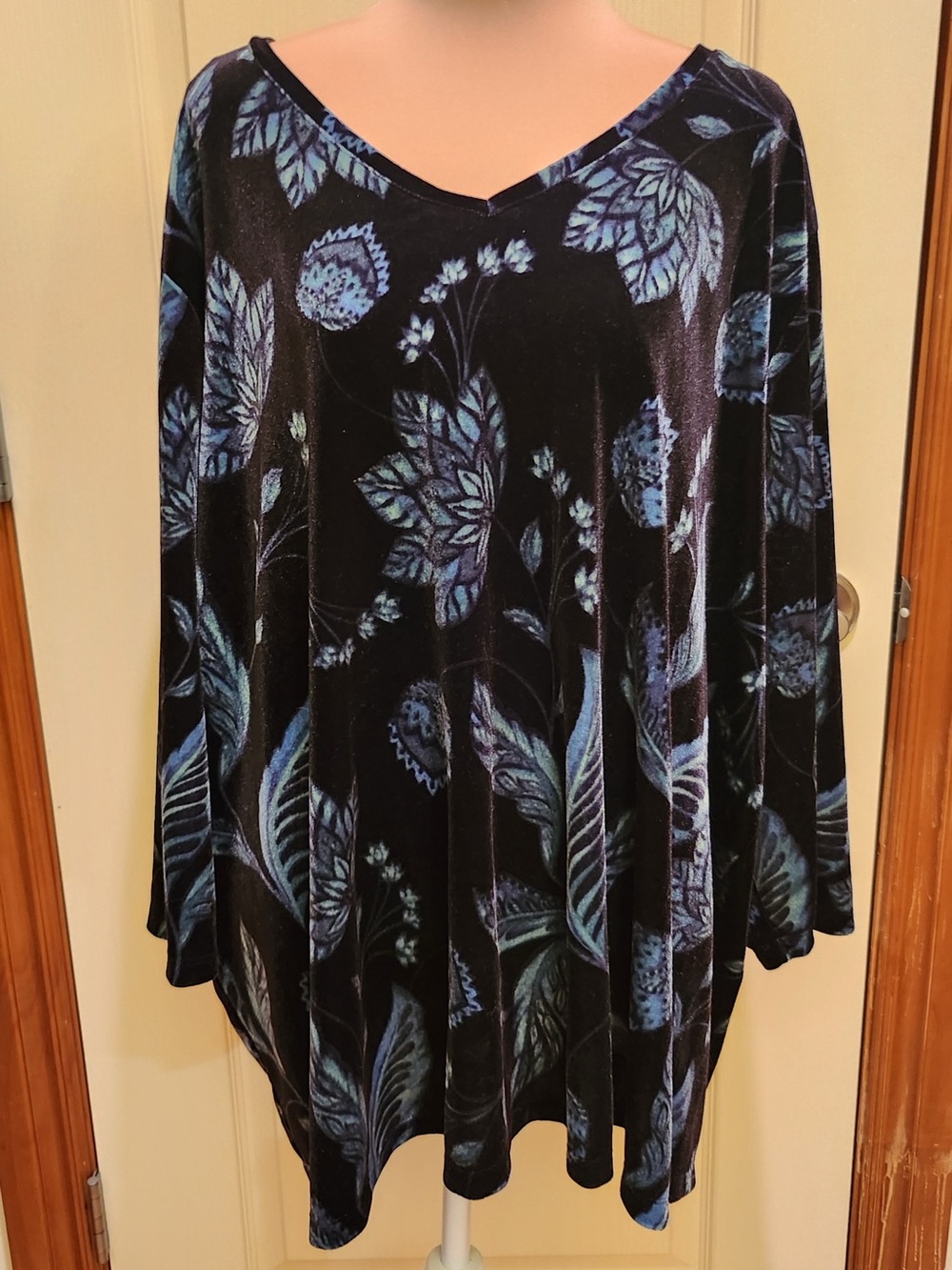 Catherines Black Velour V-Neck Tunic with Blue/Green/Teal Floral Print 30/32W